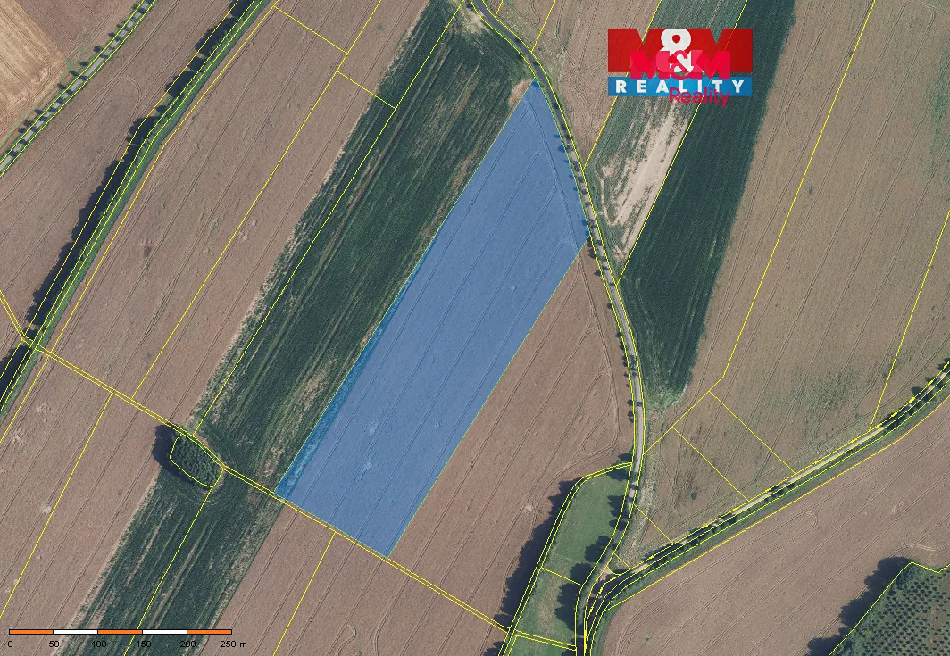 Prodej pole 72416 m²